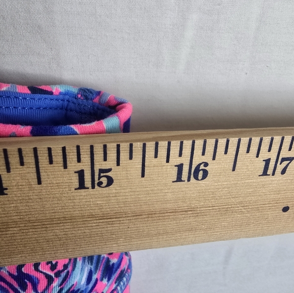 Lilly Pulitzer Luxletic Weekender Blue And Pink Midi Leggings Sz XL - Picture 7 of 8